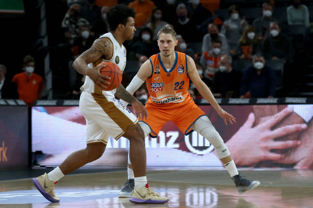 此次比赛中 此次比赛中